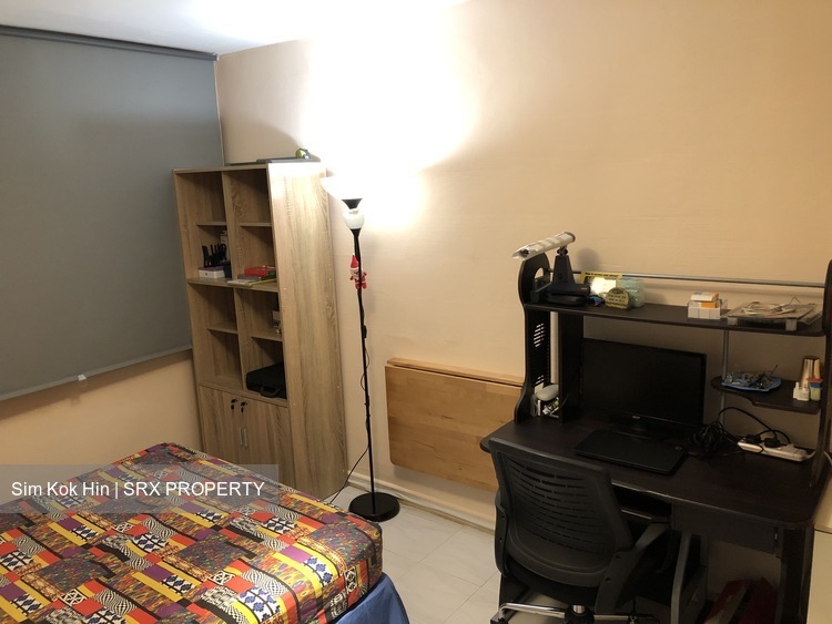 Yishun Street 61 thumbnail photo